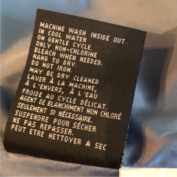 💙 Laurier & Co, Silky comfy lightweight puffer jacket snaps close 🇨🇦 - Picture 7 of 15